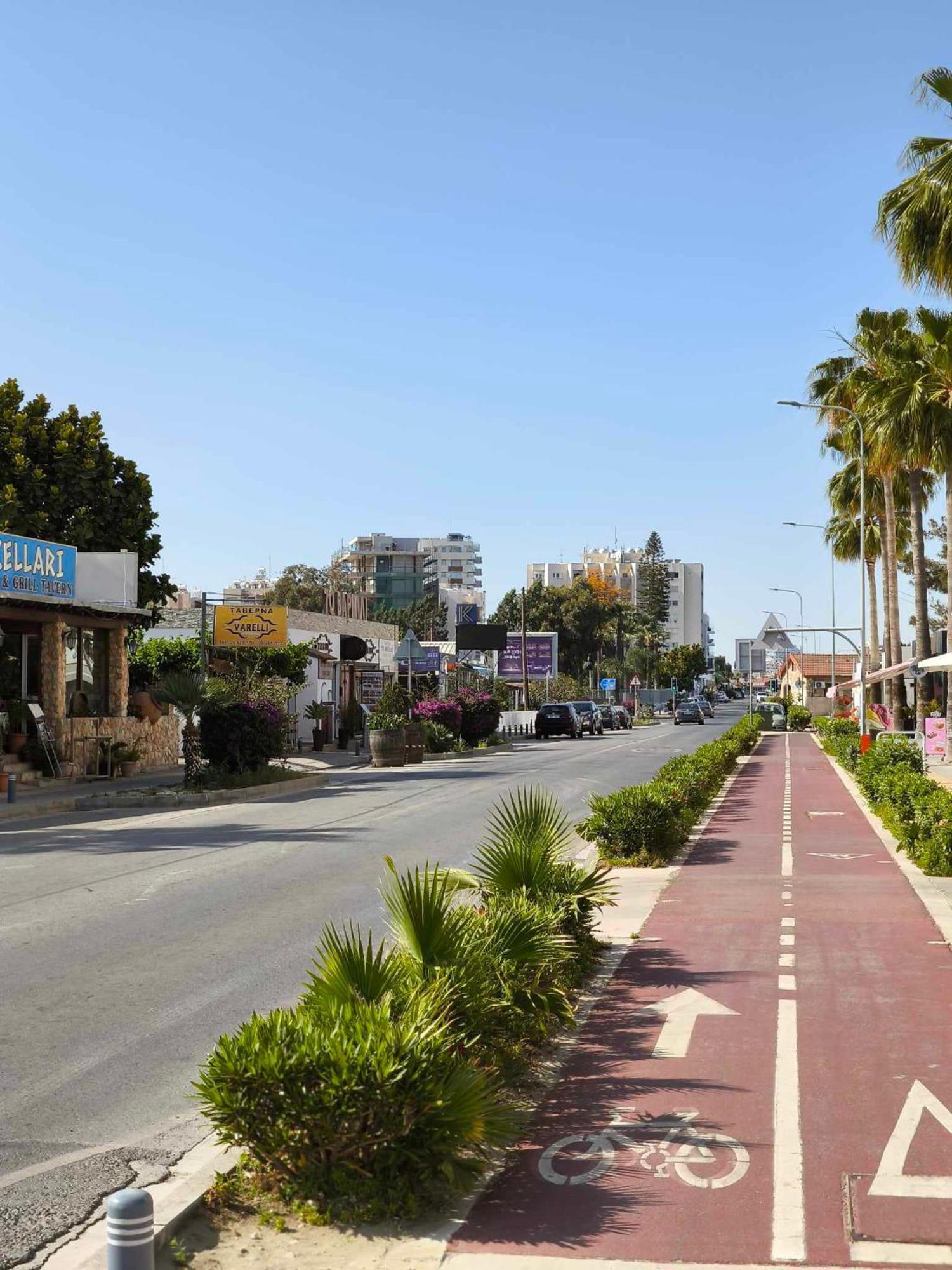 13 Sandy Beach Mackenzie Larnaca Ngoại thất bức ảnh
